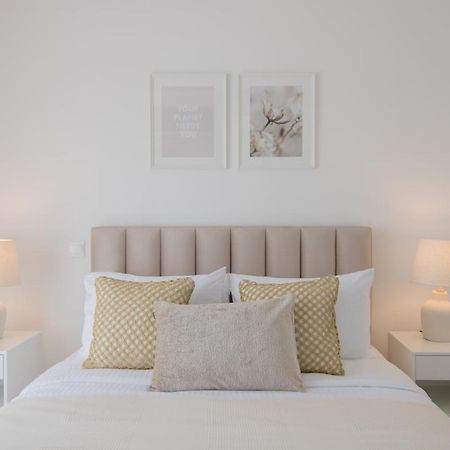 Phaedrus Living: Seaview Luxury Flat Limnaria 134 Apartment Paphos Exterior photo