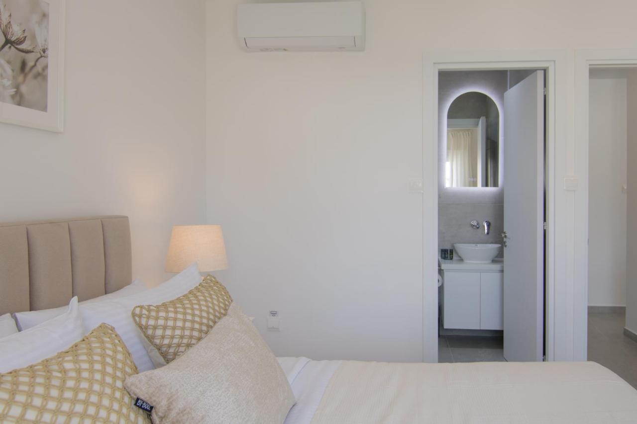Phaedrus Living: Seaview Luxury Flat Limnaria 134 Apartment Paphos Exterior photo